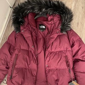New- The North Face Jacket Medium